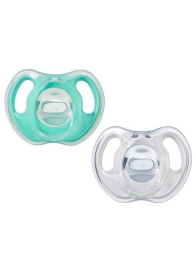 tommee tippee Pack of 2 Ultra-Light Silicone Soother, 0-6 M, Symmetrical Orthodontic Design